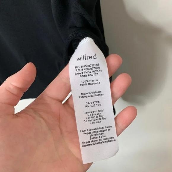 Aritzia Wilfred Tank Top Tiered Ruffle detail Sleeveless Rayon Black Size XS - Picture 11 of 15